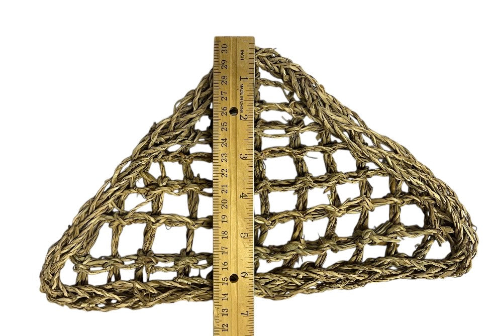 Small Pet Chew Toy Triangle seagrass mat