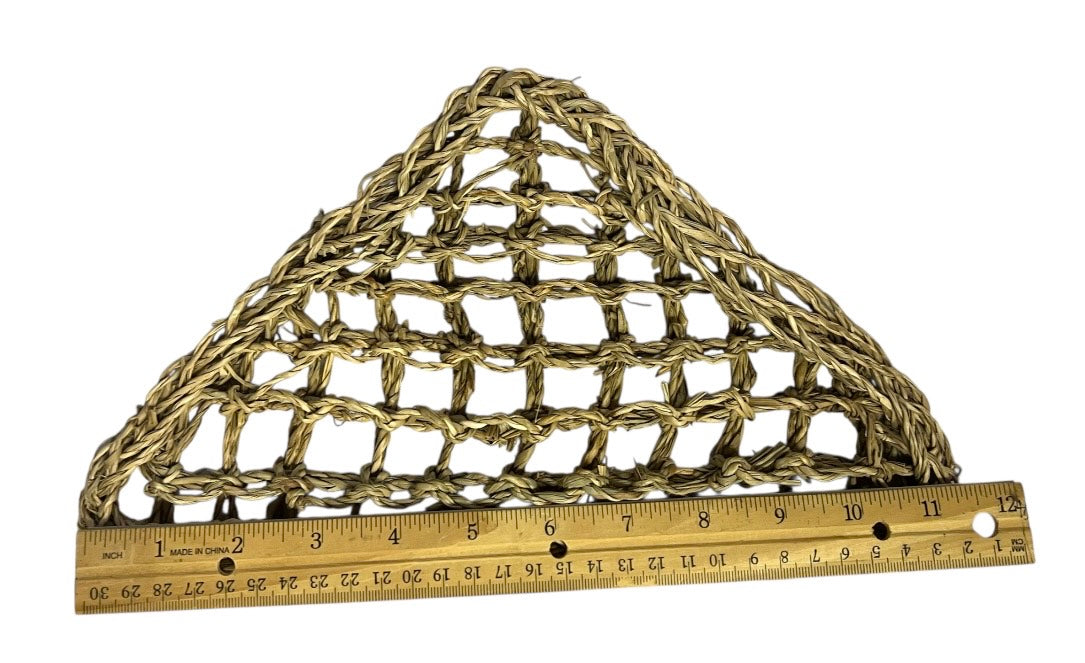 Chew Toy for Small Pets Triangle seagrass mat