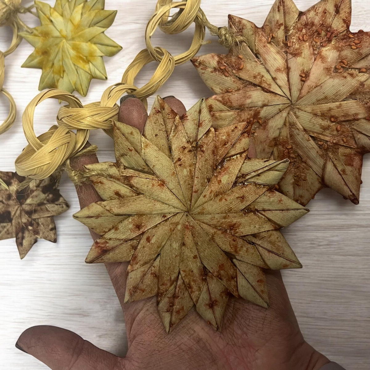 XL Daisy Chain Fling Toy